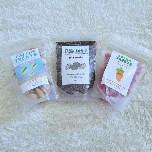 ✨️HP 4X✨️BIRD🐦 Toys For Medium Sized Parrots🦜 (3) and Bird Treats (3) - Picture 7 of 9